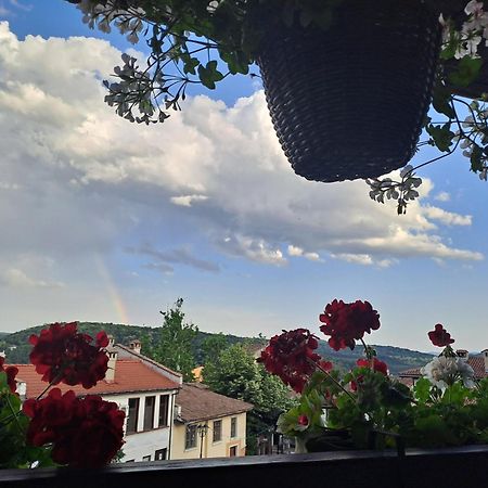 Guest House Lazara Veliko Tŭrnovo Exterior foto