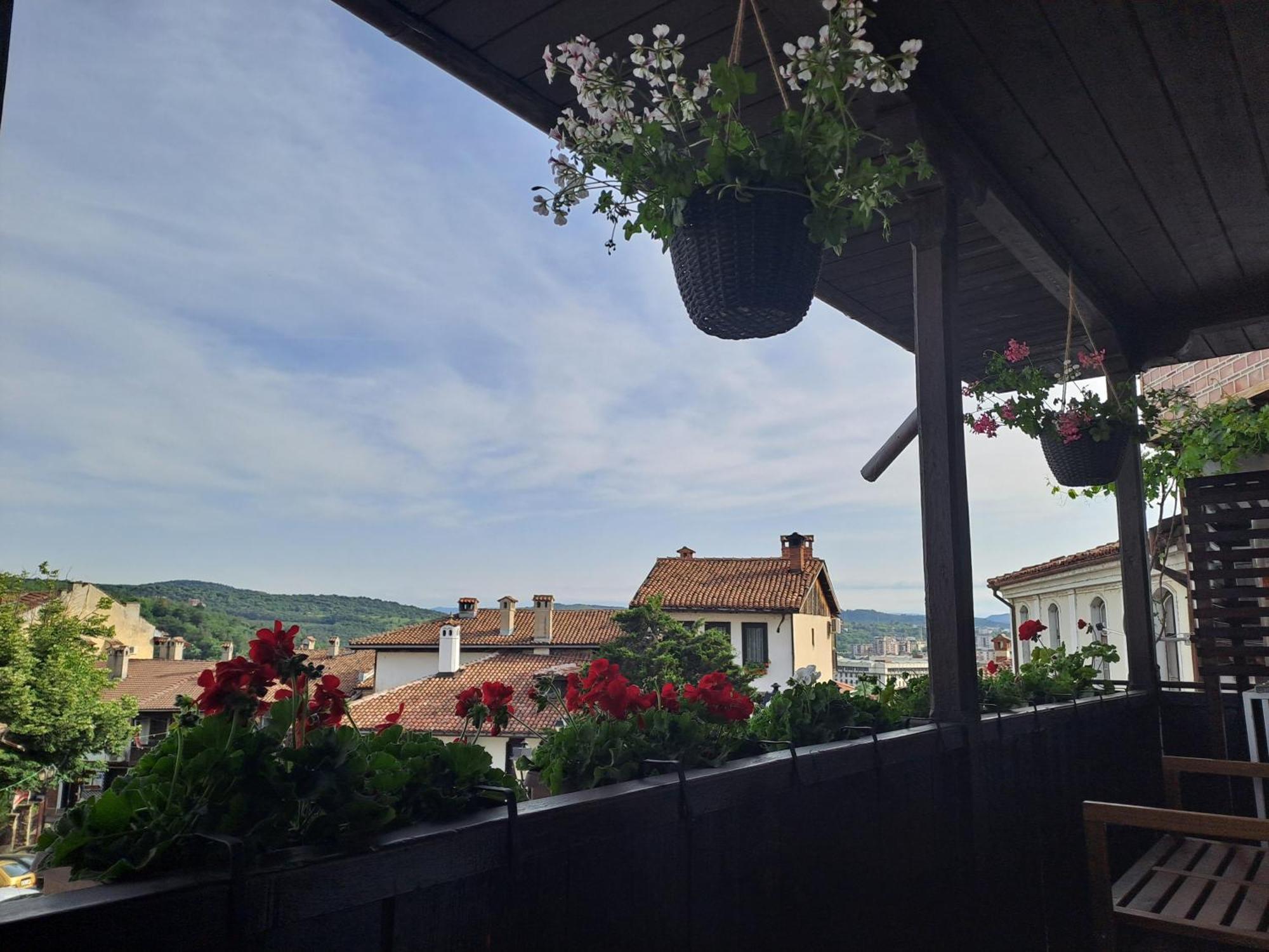 Guest House Lazara Veliko Tŭrnovo Exterior foto