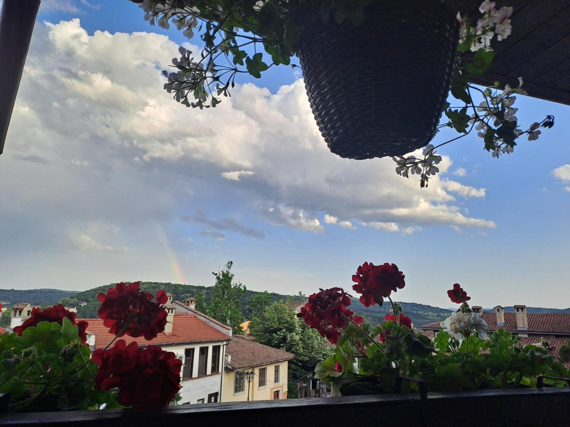 Guest House Lazara Veliko Tŭrnovo Exterior foto